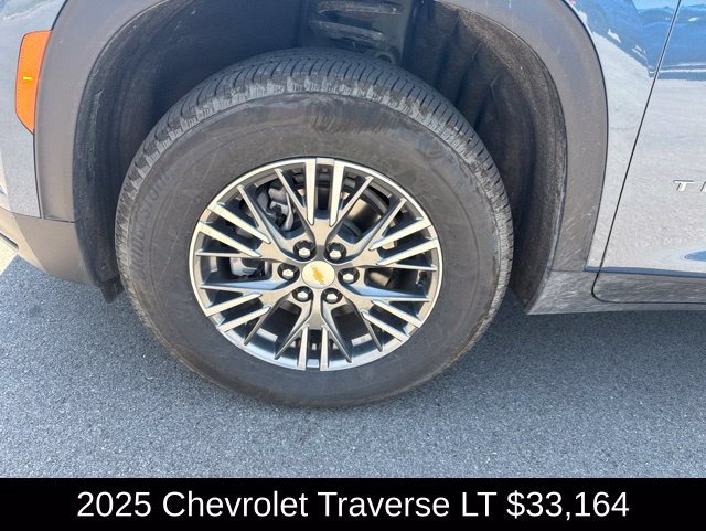 Used 2025 Lakeshore Blue Chevrolet LT image 6