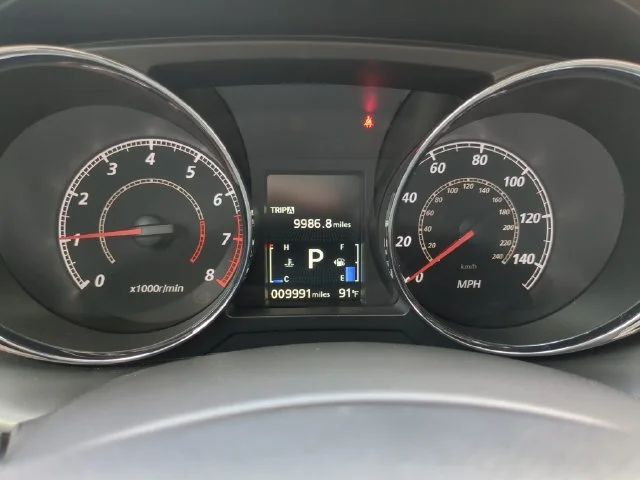 Used 2025 Red Mitsubishi 2.0 LE image 33