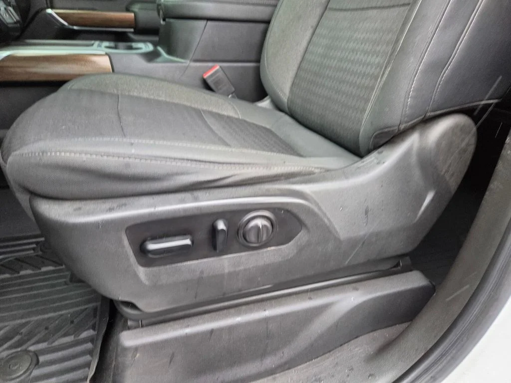Used 2021 Summit White Chevrolet LT Trail Boss image 24