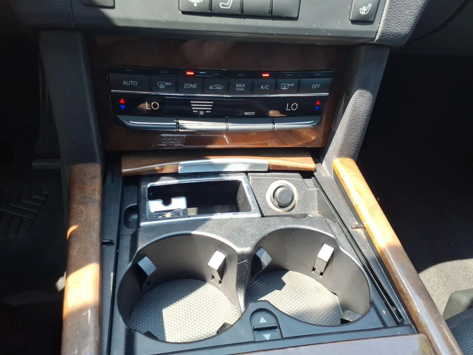 Used 2013 Steel Gray Metallic Mercedes-Benz E 350 Sport image 21