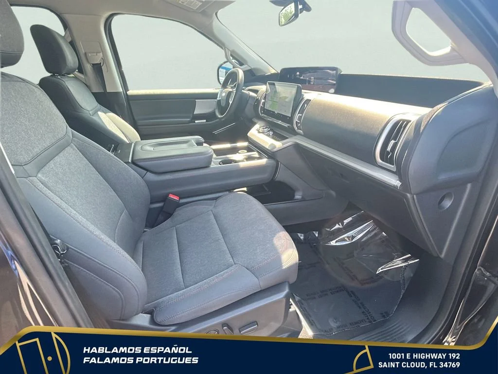 Used 2025  Ford Active image 37