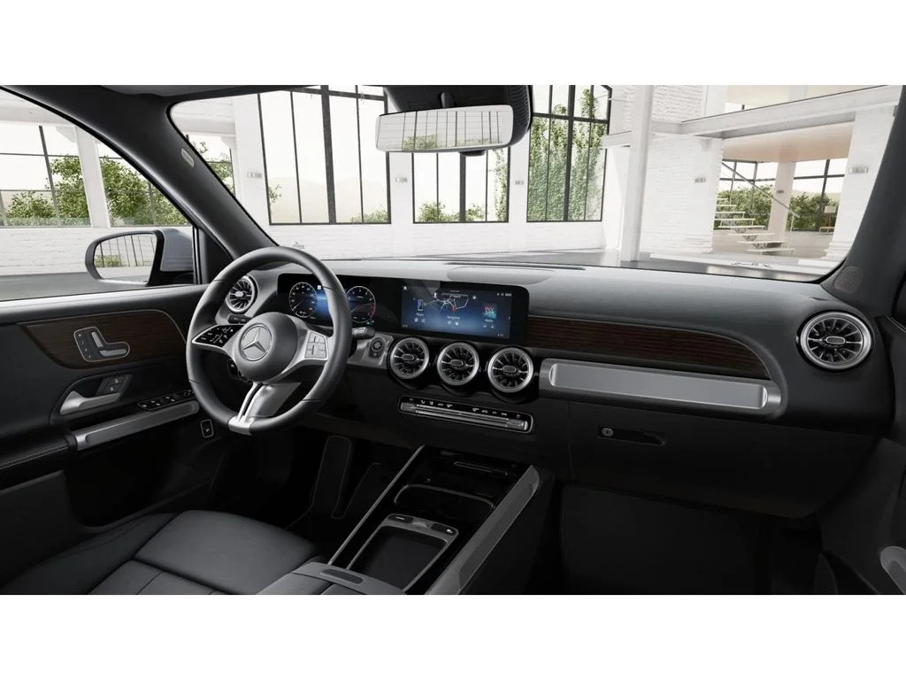 Used 2026 Silver Mercedes-Benz GLB 250 image 6