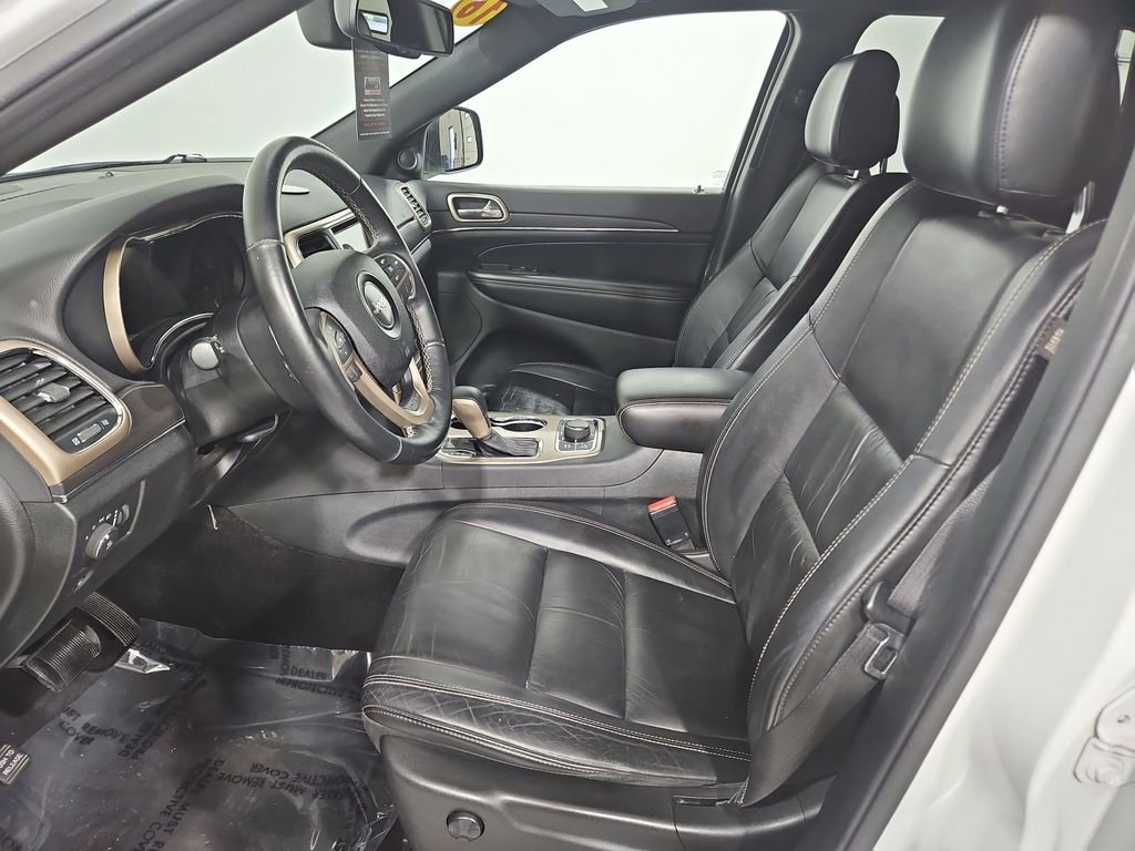 Used 2016 White Jeep Limited image 10