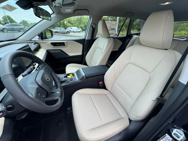 New 2026 Blueprint Toyota XLE Premium image 15