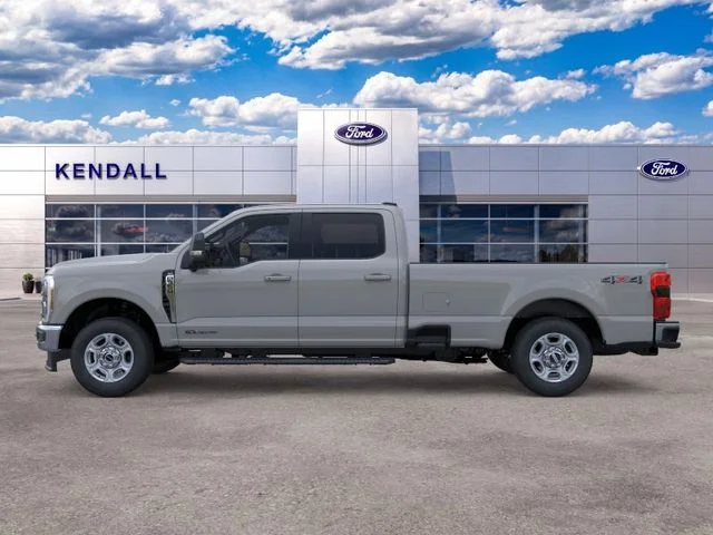 New 2026 Avalanche Ford XLT image 3