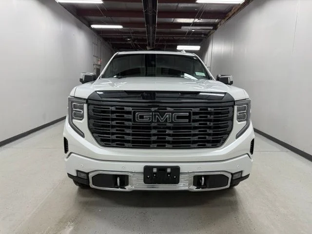 Used 2023 White GMC Denali Ultimate image 2