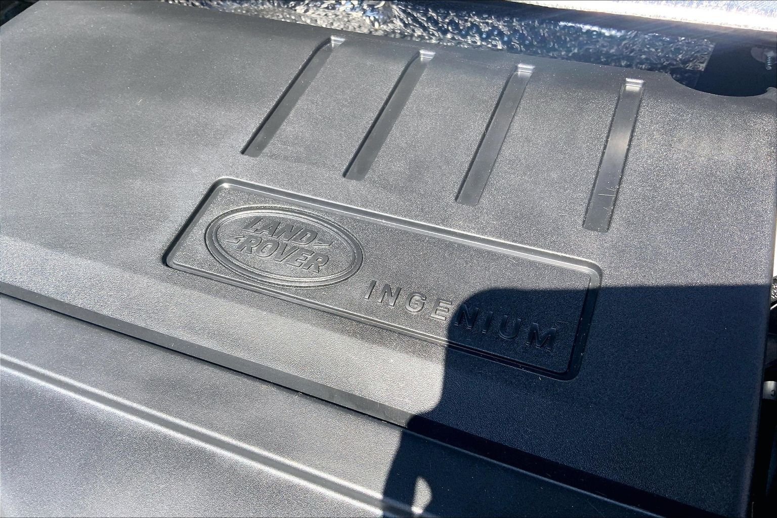 New 2026 Santorini Black Land Rover S image 17