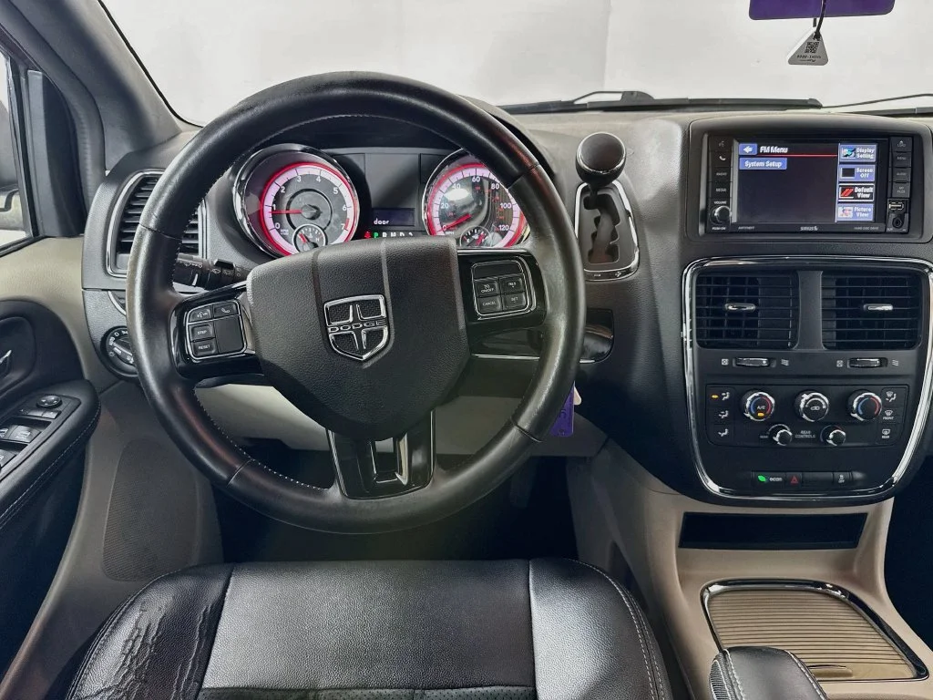 Used 2017 Red Dodge SXT image 25