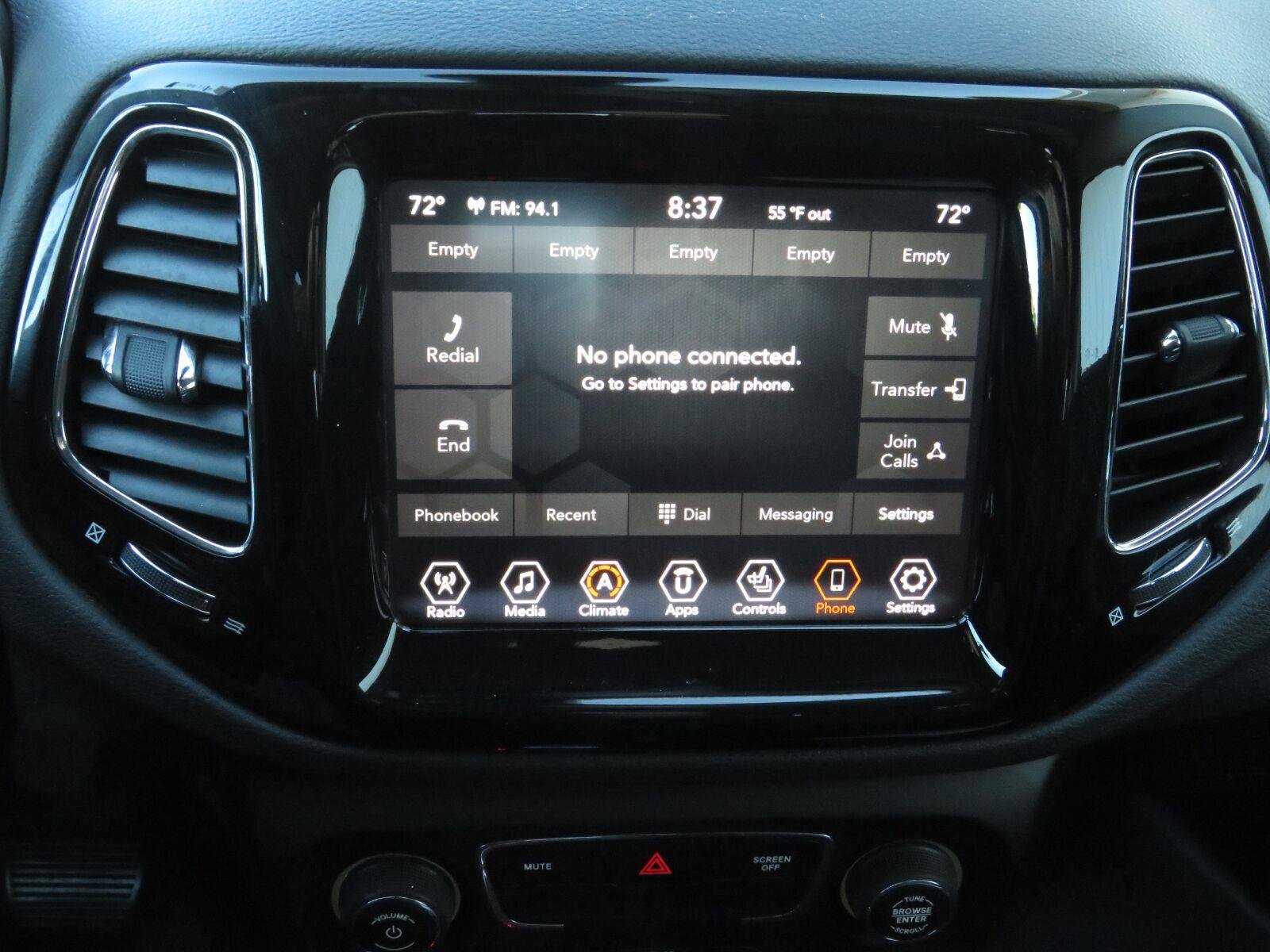 Used 2019 Diamond Black Crystal Pearlcoat Jeep Limited image 30