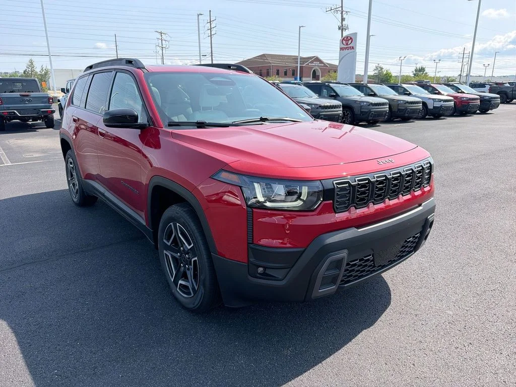 New 2026 Red Hot Pearl-Coat Exterior Paint Jeep Limited image 2