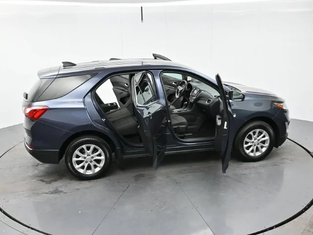 Used 2018 STORM BLUE METALLIC Chevrolet LT image 46