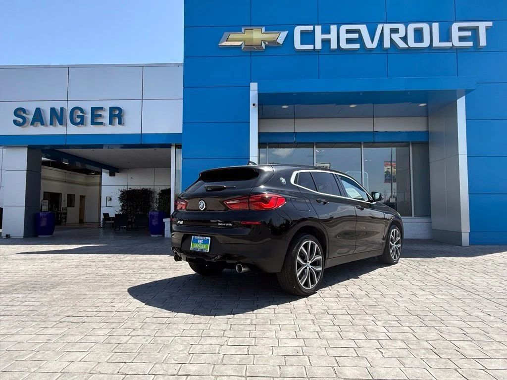 Used 2020 Black BMW sDrive28i image 8