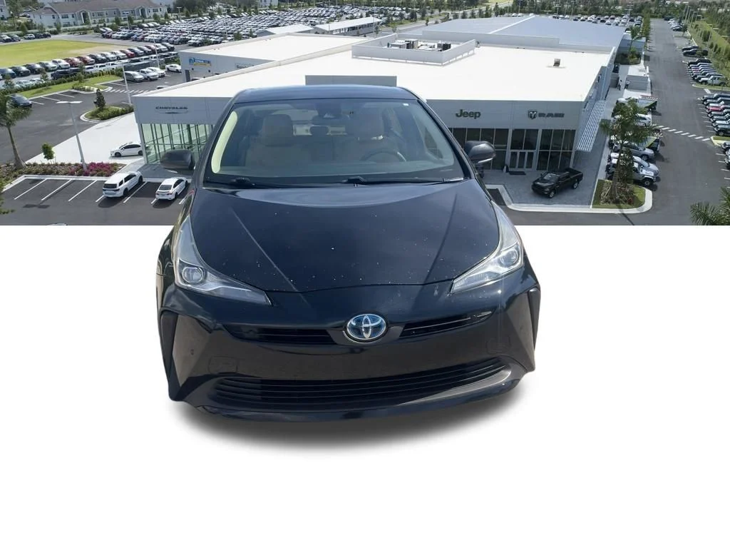 Used 2021 Black Toyota LE image 5