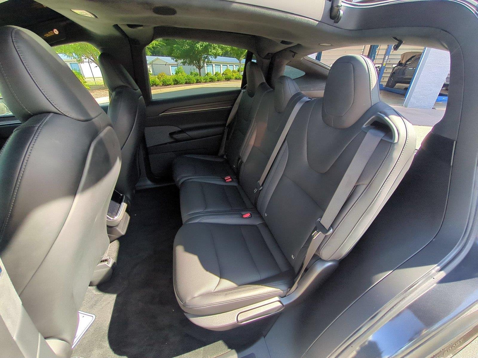Used 2024  Tesla  image 29