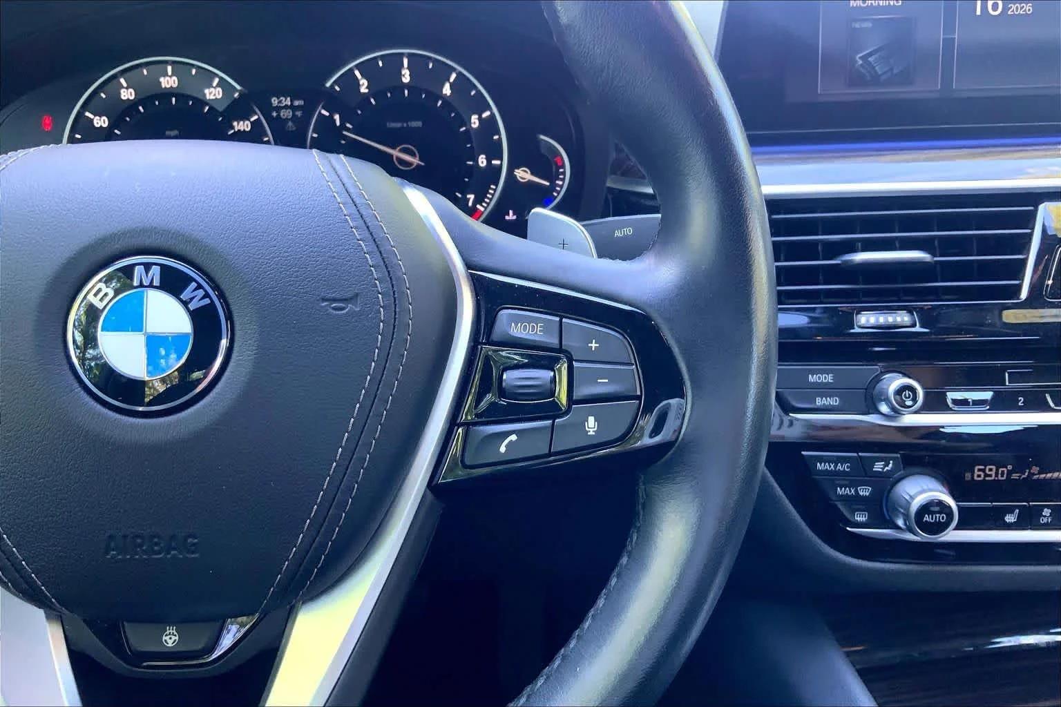 Used 2017 Dark Graphite Metallic BMW 540i xDrive image 24
