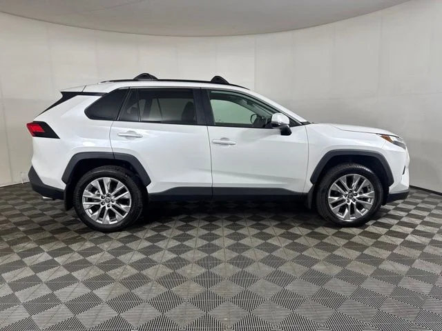 Used 2024 Pearl Toyota XLE Premium image 2