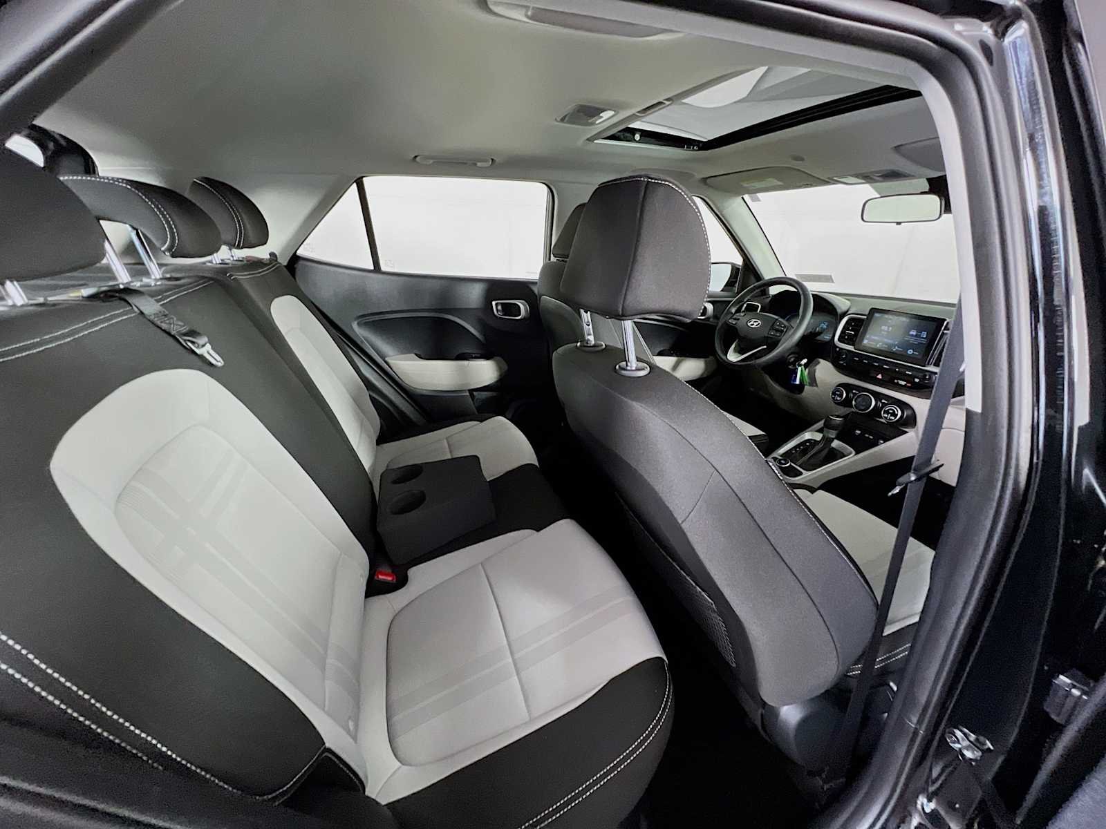 Used 2023 Onyx Black Hyundai SEL image 26