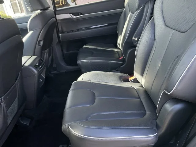 Used 2025 Gray Hyundai SEL image 22