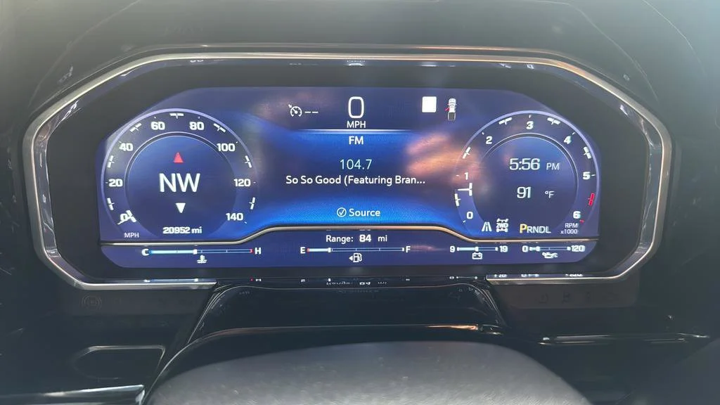 2022 Chevrolet Silverado 1500 LT - Photo 14