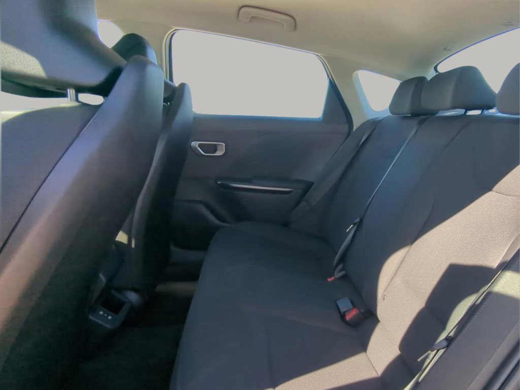 2026 Kia K4 LXS - Photo 15