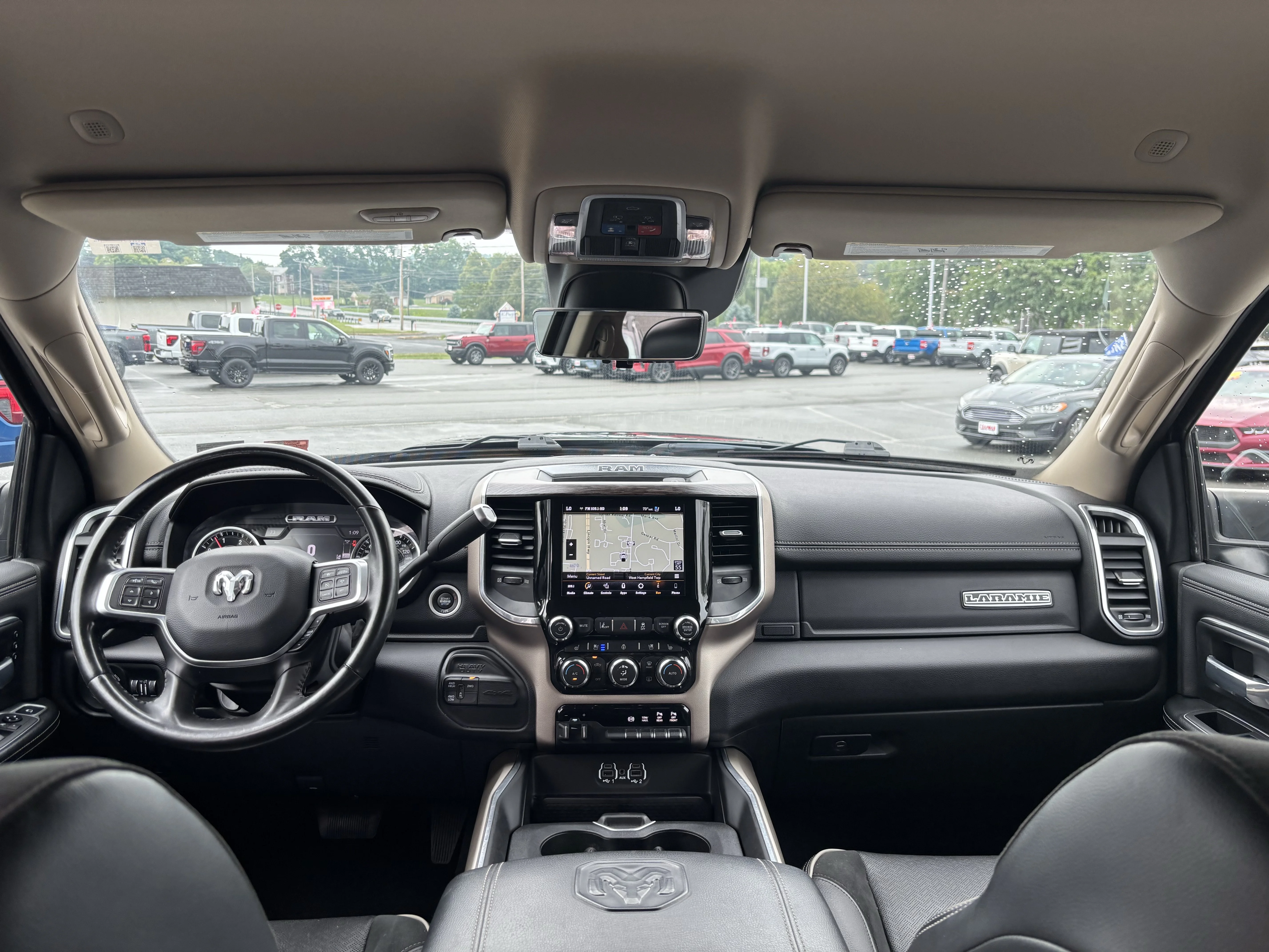 Used 2021 Granite Crystal Clearcoat Metallic Ram Laramie image 10