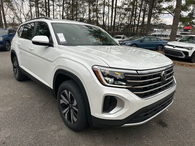 New 2026 White Volkswagen 2.0T SE image 3