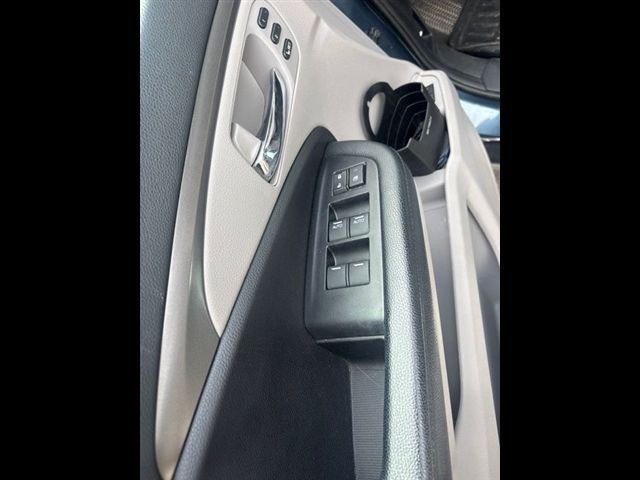 Used 2019 Blue Honda EX-L image 18