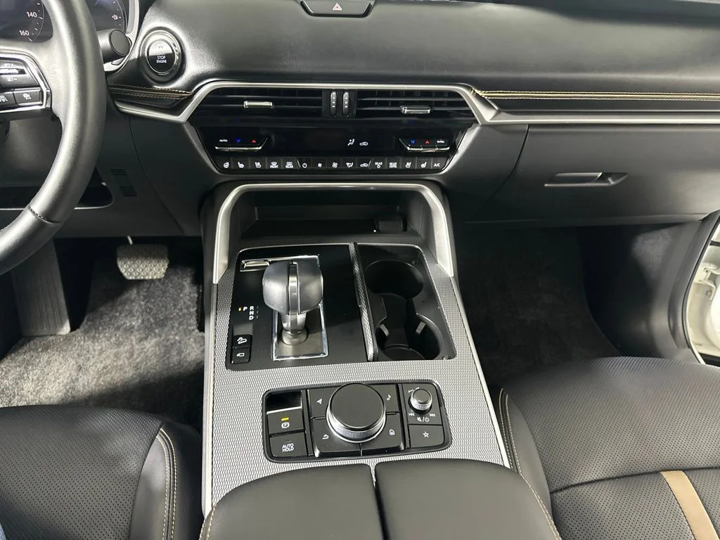 Used 2026 White Mazda 3.3 Turbo S Premium image 17