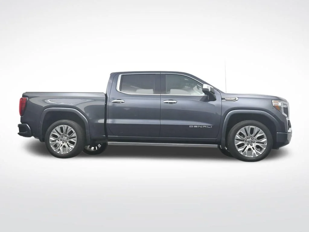 Used 2022 Blue GMC Denali image 32