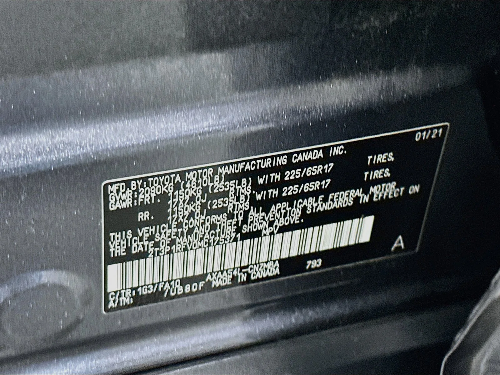 Used 2021 Magnetic Gray Metallic Toyota XLE image 32