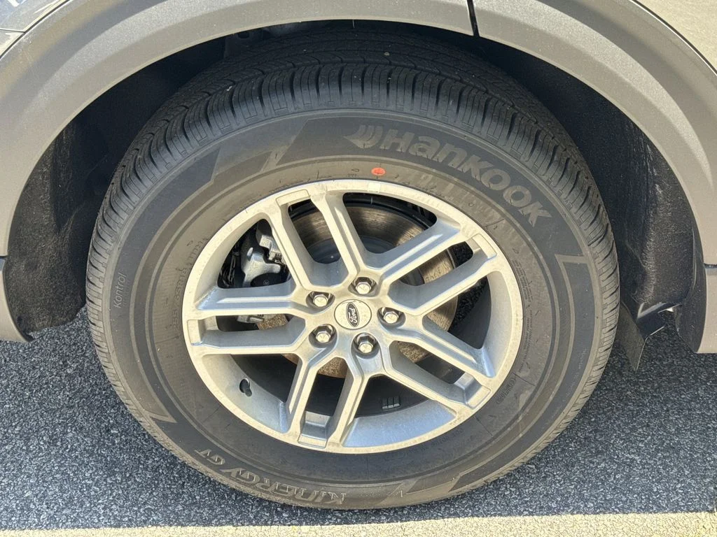 New 2026 Gray Ford Active image 17