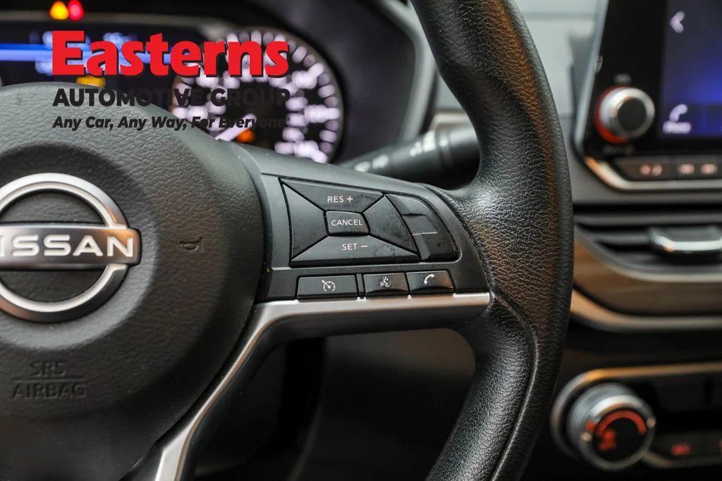 Used 2024 Gray Nissan 2.5 SV image 16