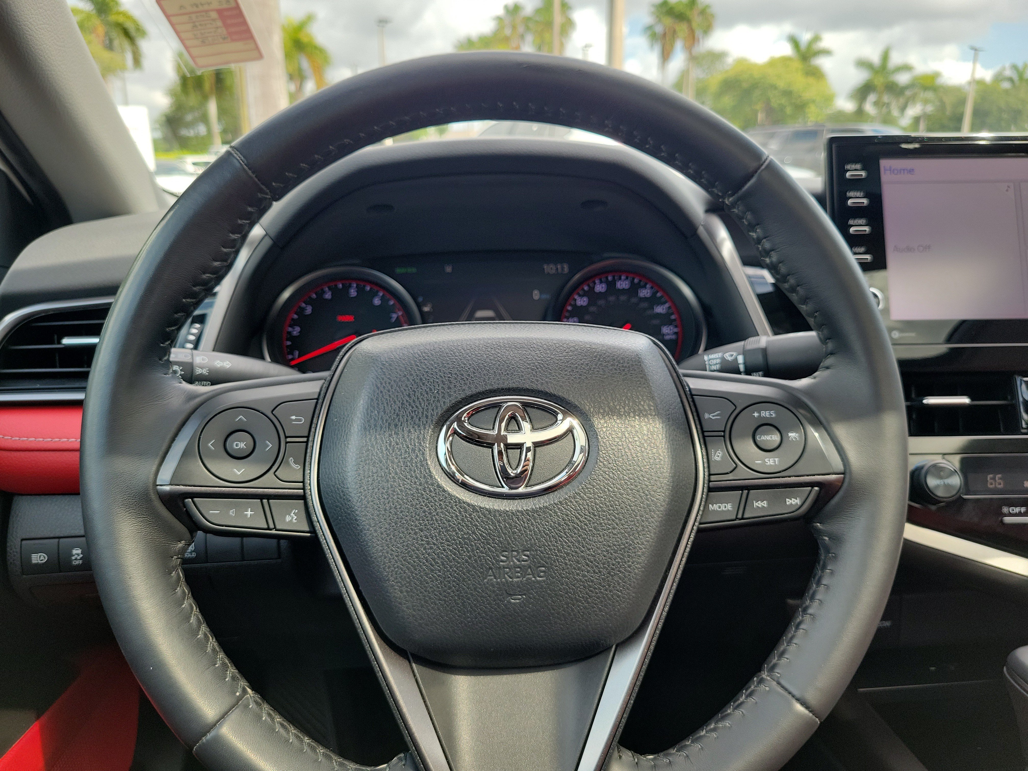Used 2022 Pearl Toyota XSE image 21