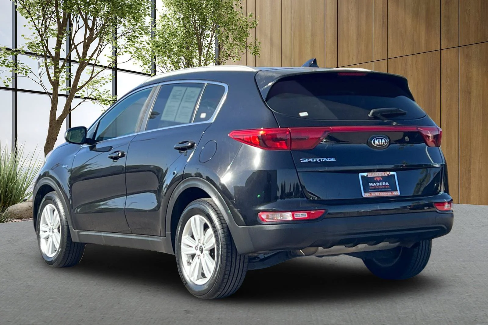 Used 2019 Red Kia LX image 6