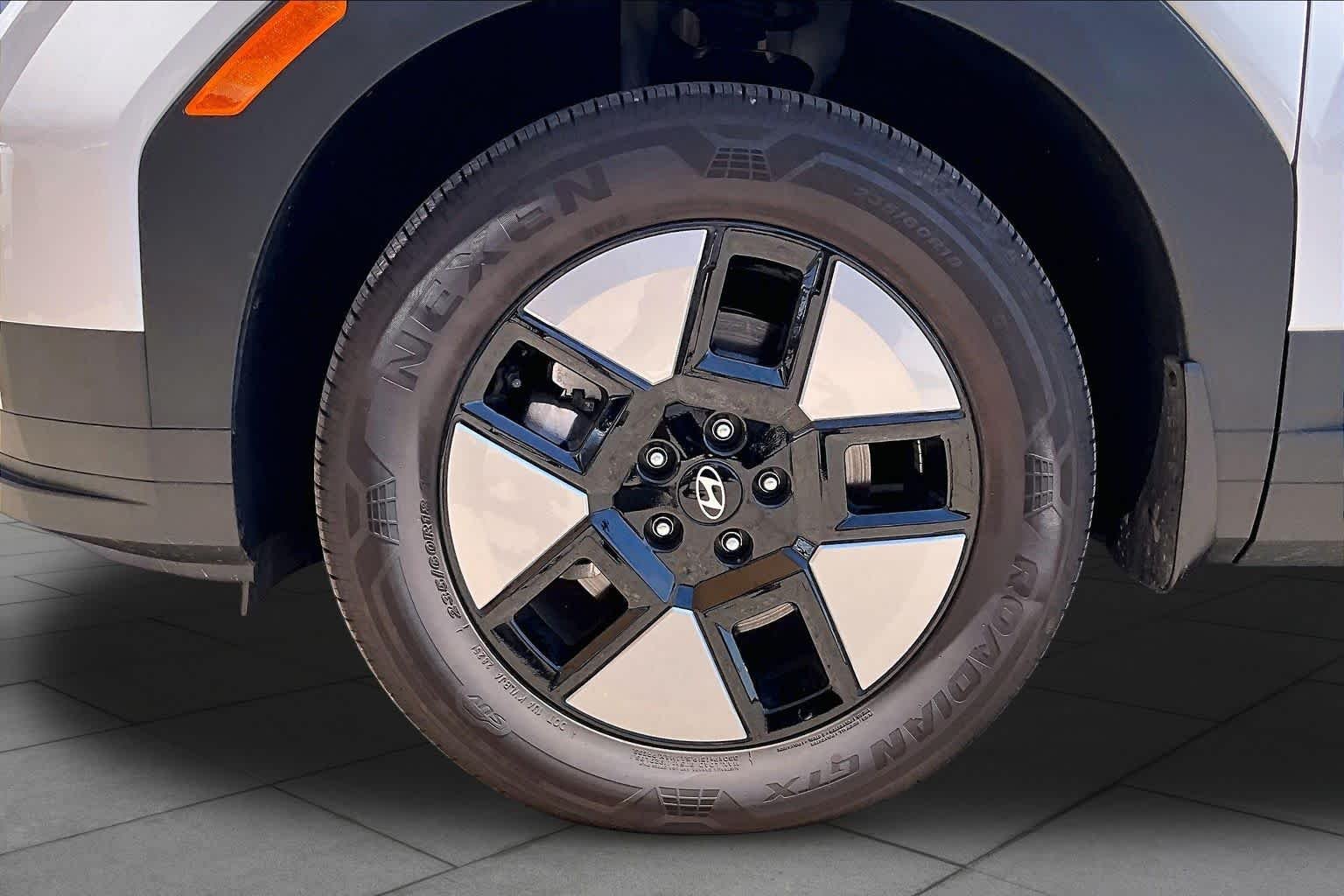 2026 Hyundai Santa Fe SE - Photo 11