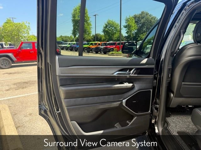 New 2026 High Gloss Black Exterior Paint Jeep Limited Reserve image 25