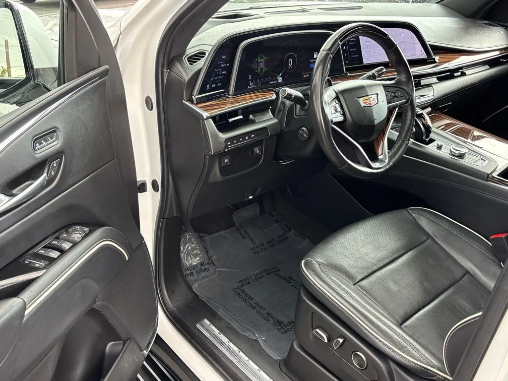 2024 Cadillac Escalade ESV Premium Luxury - Photo 17