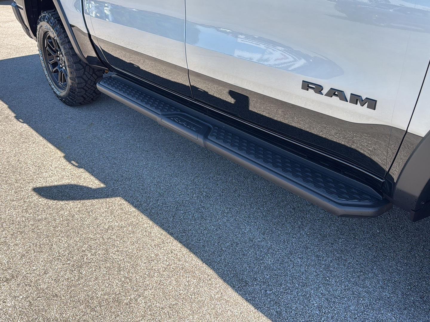 New 2026 Silver Zynith Exterior Paint RAM Rebel image 24
