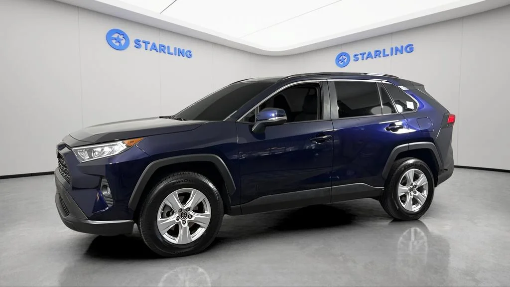 Used 2019 Toyota RAV4 XLE with VIN JTMW1RFV5KD508894 for sale in Mount Pleasant, SC