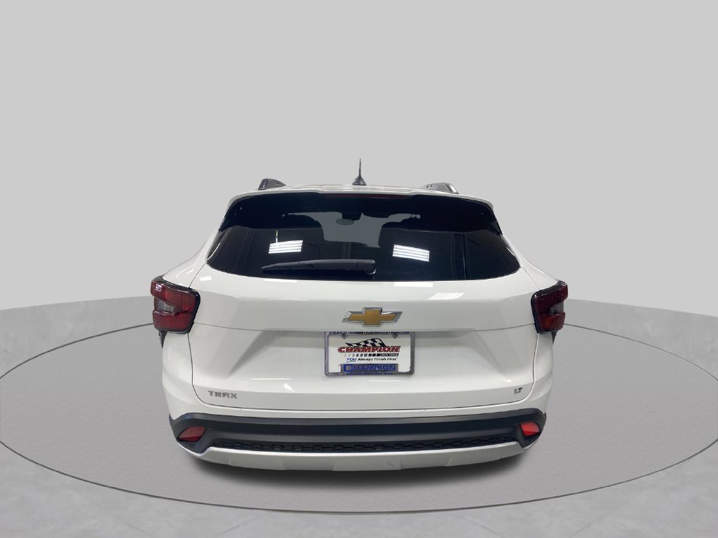 2025 Chevrolet Trax LT - Photo 40