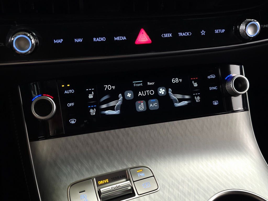 New 2026 Blue Genesis 2.5T SPORT PRESTIGE image 25
