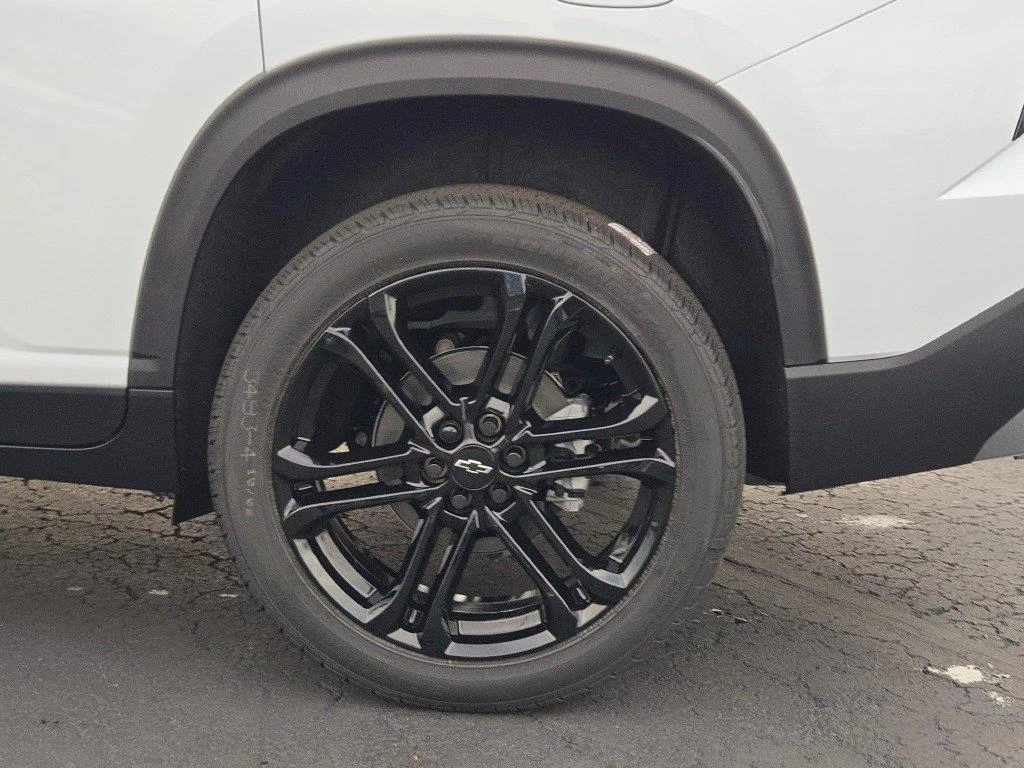 2026 Chevrolet Traverse LT - Photo 15