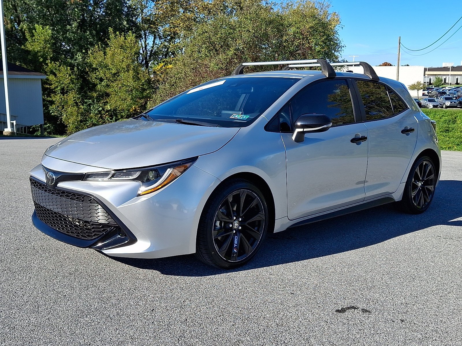 Certified Used 2022 CLASSIC SILVER METALLIC Toyota Nightshade image 3