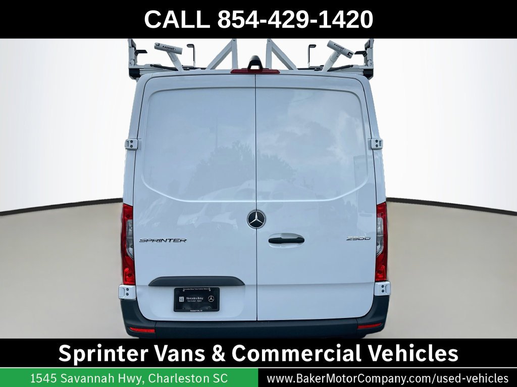 New 2026 Arctic White Mercedes-Benz Cargo 144 WB image 10