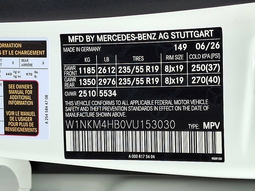 New 2027 Polar White Mercedes-Benz GLC 300 image 35