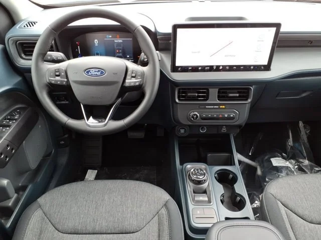 New 2026 Oxford White Ford XLT image 34