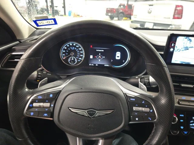 Used 2025 Black Genesis 2.5T image 16