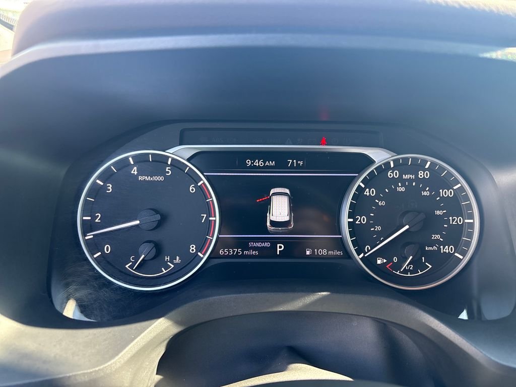Used 2022 Gray Nissan SV image 18