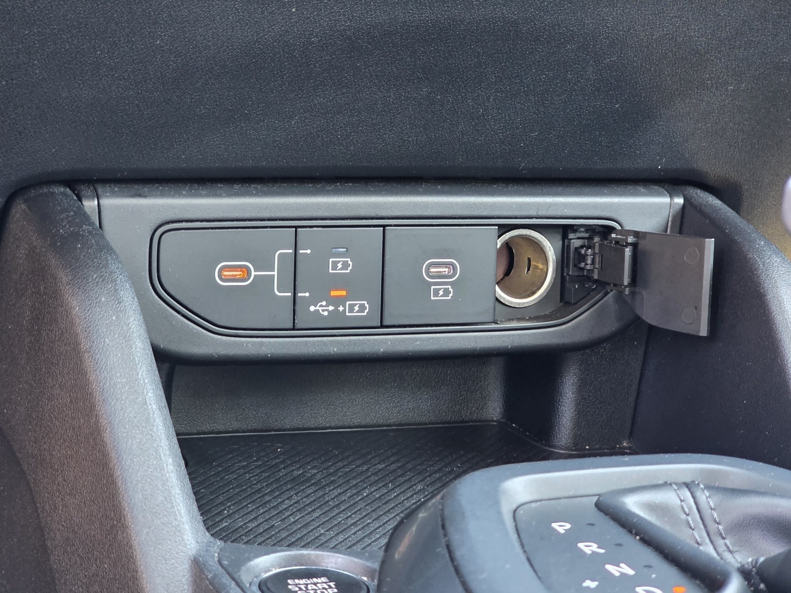 Used 2025 Gray Kia LXS image 21