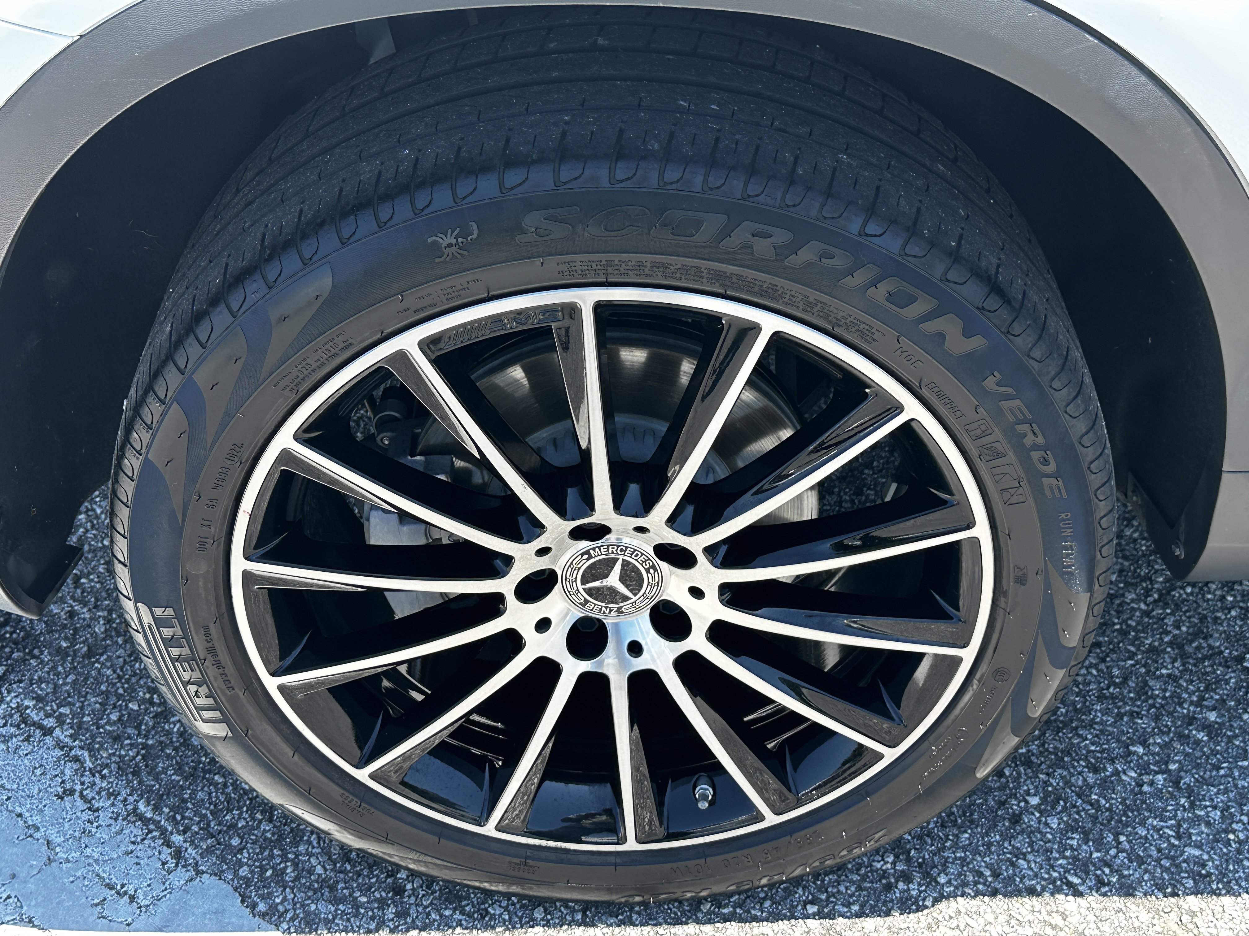 Certified Used 2022 White Mercedes-Benz GLC 300 image 20